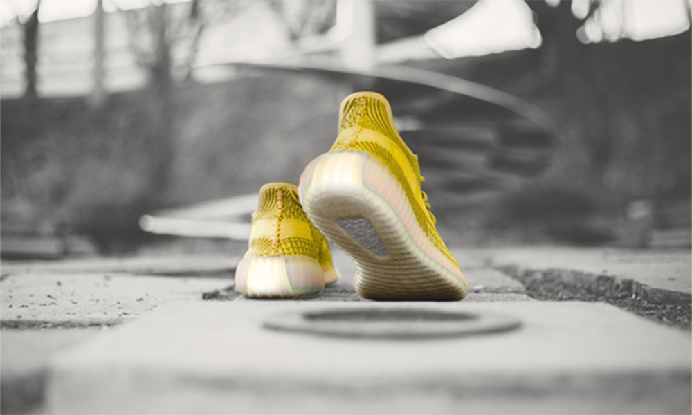 Athletic shoes with textured soles, showcasing Momentive’s high-performance mold release agents for streamlined production and enhanced surface finish.